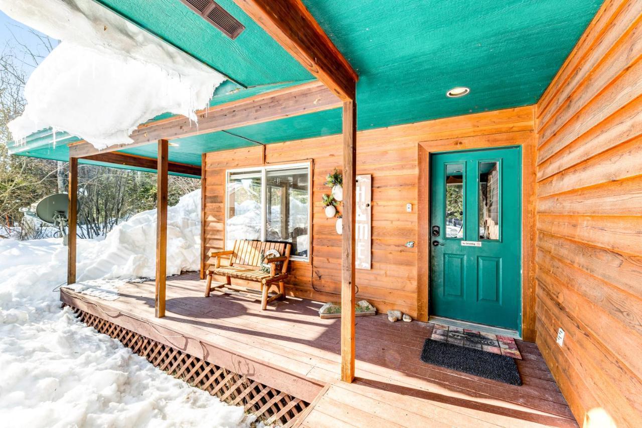 A House For All Seasons ماكول المظهر الخارجي الصورة
